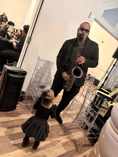 Gallery photo 1 of Saxmanwill