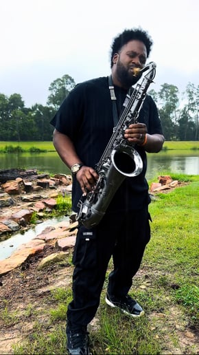 Gallery photo 3 of Saxophonist Clinton Carter