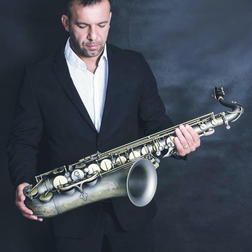 Gallery photo 36 of Professional Saxophonist