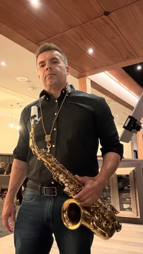 Gallery photo 25 of Professional Saxophonist