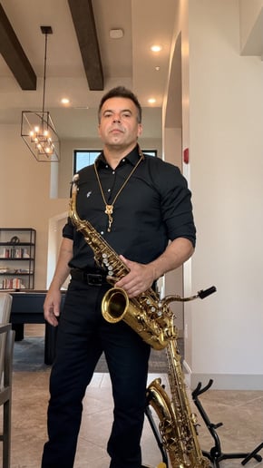 Gallery photo 13 of Professional Saxophonist