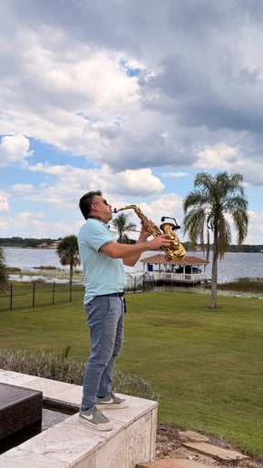 Gallery photo 21 of Professional Saxophonist