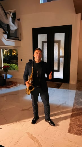 Gallery photo 2 of Professional Saxophonist