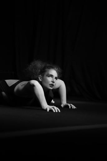 Gallery photo 3 of Kim Melohn: Contortionist, Aerialist, Stilt Walker