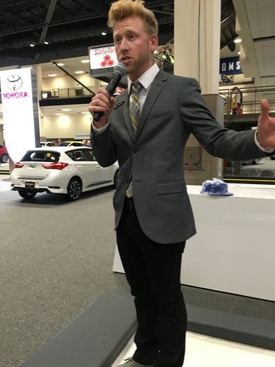 Gallery photo 8 of Professional Tradeshow Host
