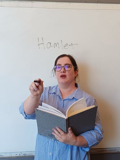 Gallery photo 4 of Entertaining Educator