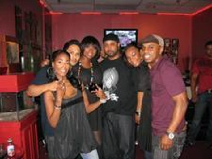Gallery photo 4 of Profound Guitarist - DeChown Jenkins