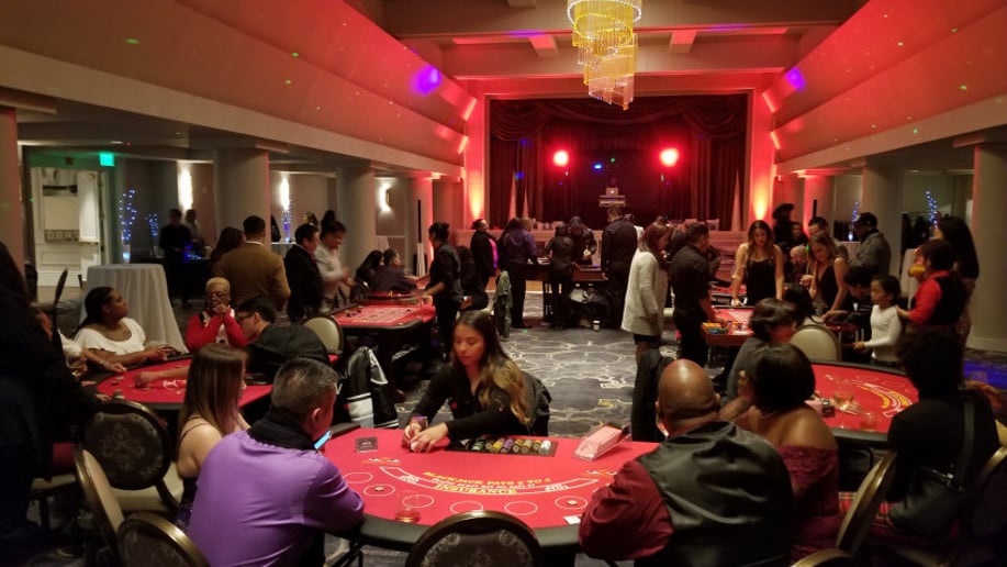 Gallery photo 1 of Prohibition Casino Parties