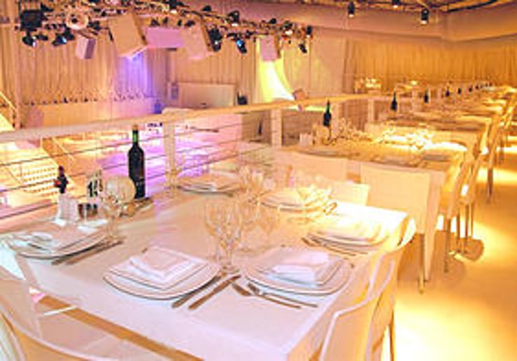 Gallery photo 3 of Promusik DJ's & Lights