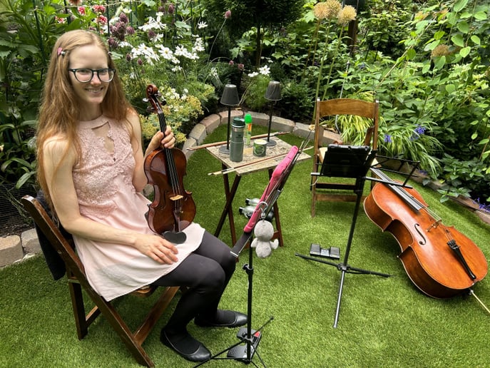 Gallery photo 20 of Lepard String Duo