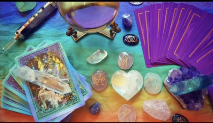 Gallery photo 2 of Psychic and Tarot Readings by Tiffany