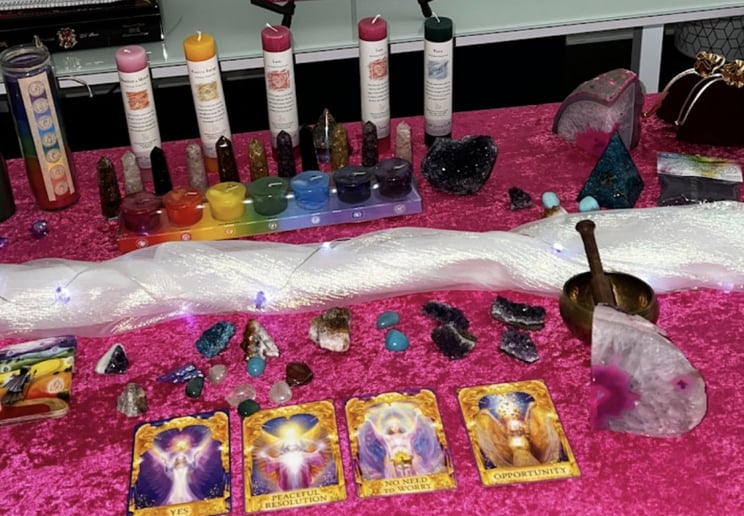 Gallery photo 1 of Psychic Emily Winston