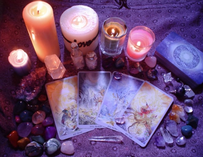Gallery photo 2 of Psychic Emily Winston