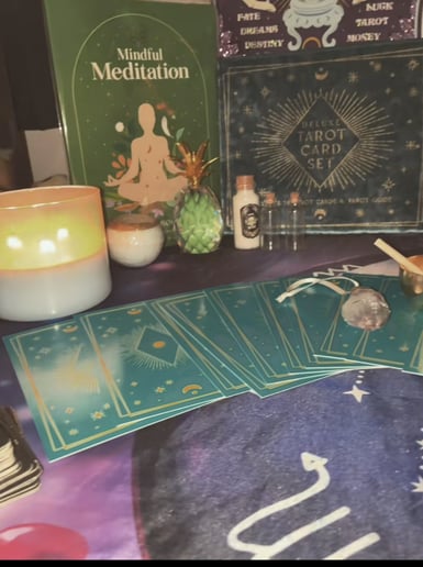 Gallery photo 5 of Psychic Gina