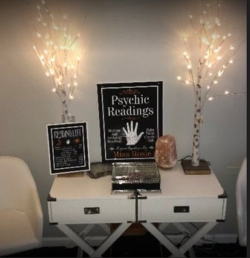 Gallery photo 1 of Psychic Reading by Alicia