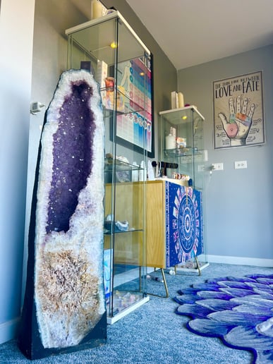 Gallery photo 7 of Psychic Readings & Aura Photography