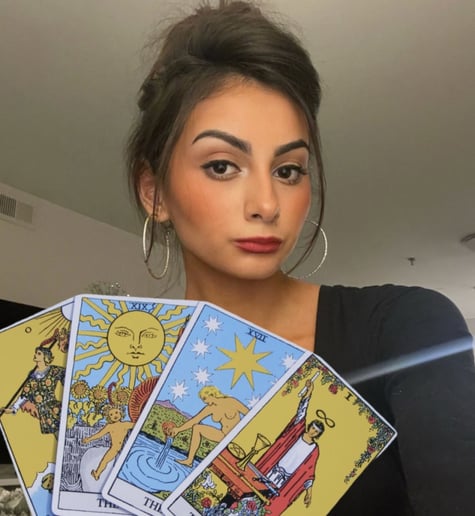 Gallery photo 2 of Psychic Readings by Ariel