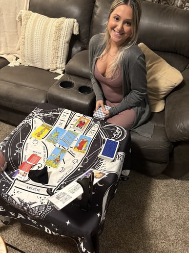 Gallery photo 7 of Psychic Readings by Gabriella