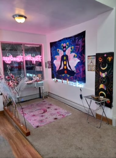 Gallery photo 1 of Psychic Readings by Jackie