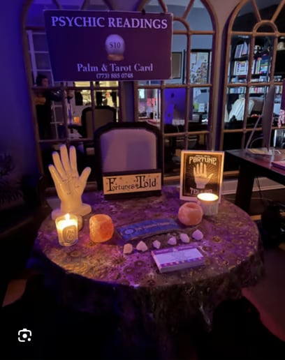 Gallery photo 2 of Psychic Readings by Lila