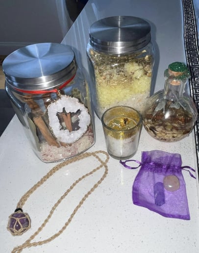 Gallery photo 2 of Psychic Readings by Valerie