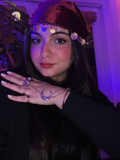 Gallery photo 4 of Psychic Readings