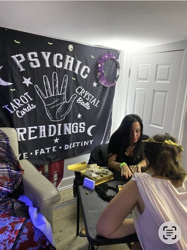 Gallery photo 1 of Psychic Ruby