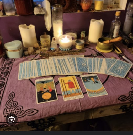 Gallery photo 2 of Psychic sage