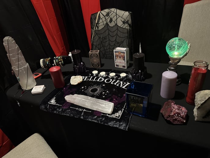 Gallery photo 2 of Psychic Sara