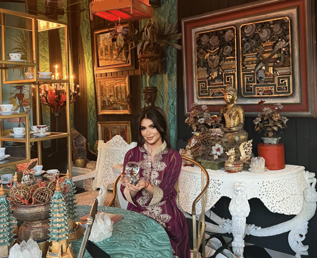 Gallery photo 11 of Psychic Solutions