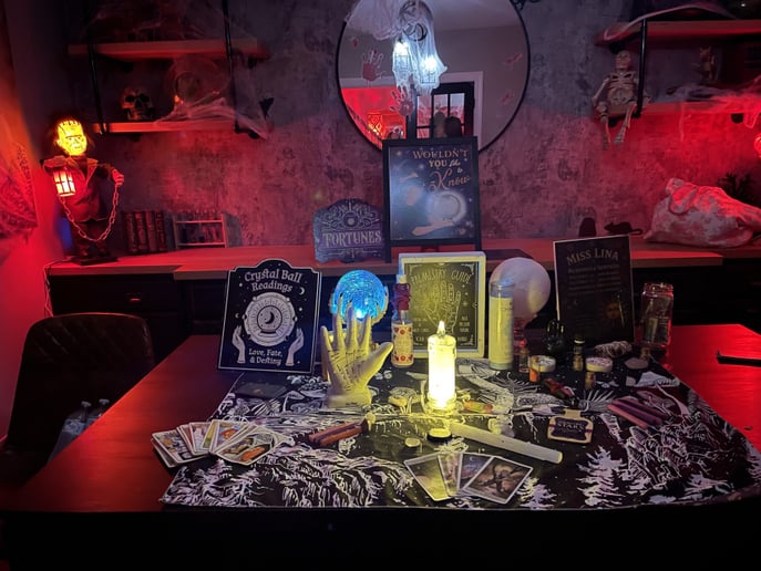 Gallery photo 5 of Psychic Sophia