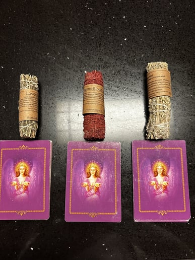 Gallery photo 5 of Psychic & Tarot Card Specialist