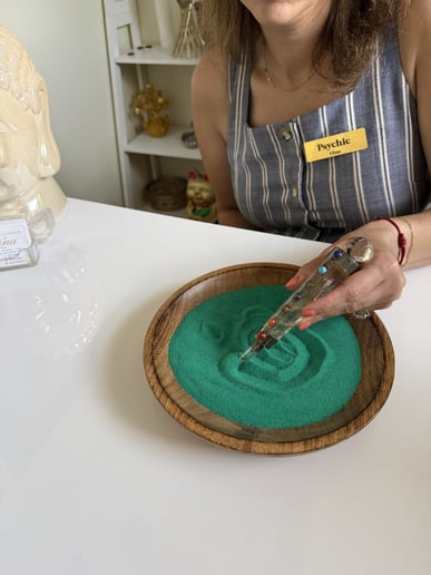 Gallery photo 3 of PsychicGina