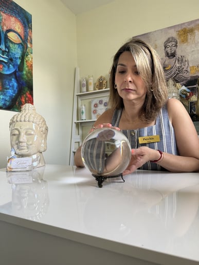 Gallery photo 4 of PsychicGina
