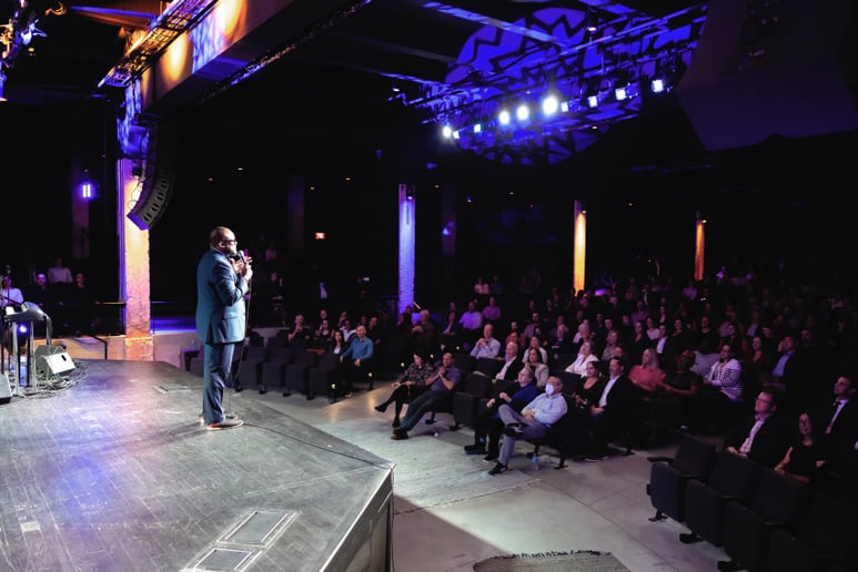 Gallery photo 10 of PT Bratton Comedy