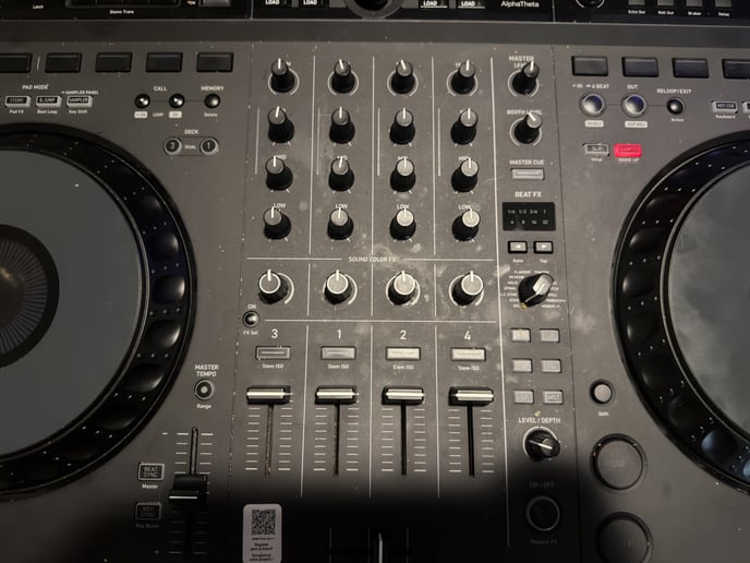 Gallery photo 2 of PulseWave DJ Services