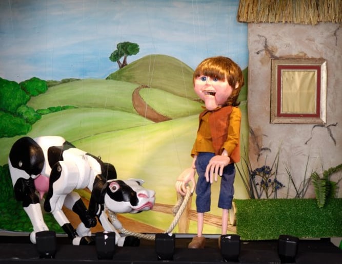 Gallery photo 10 of Puppets & Things on Strings