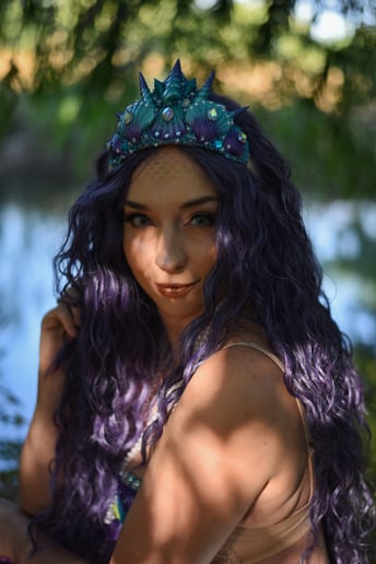 Gallery photo 4 of Purple Desert Siren