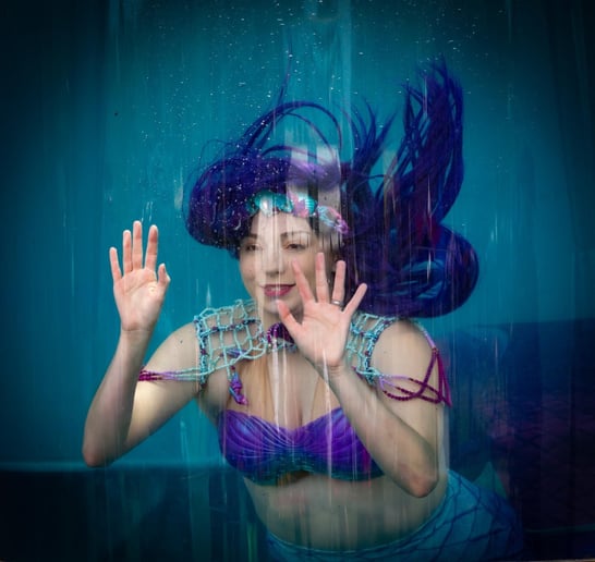 Gallery photo 7 of Purple Desert Siren