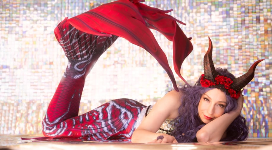 Gallery photo 8 of Purple Desert Siren