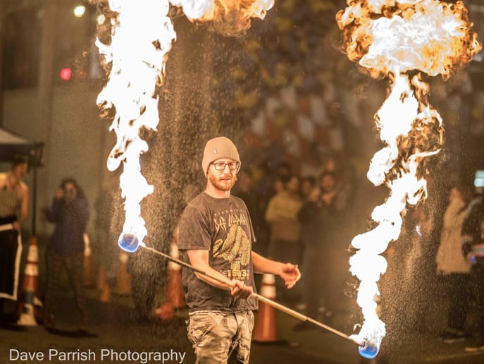Gallery photo 5 of Pyro Circus