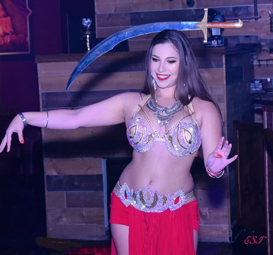 Gallery photo 1 of Qamar Dance Entertainment