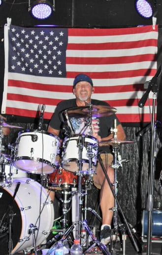 Gallery photo 7 of Quarter Moon Band
