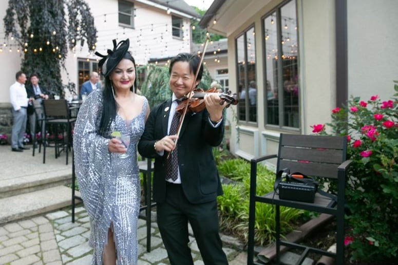 Gallery photo 35 of Xinou Wei Strings