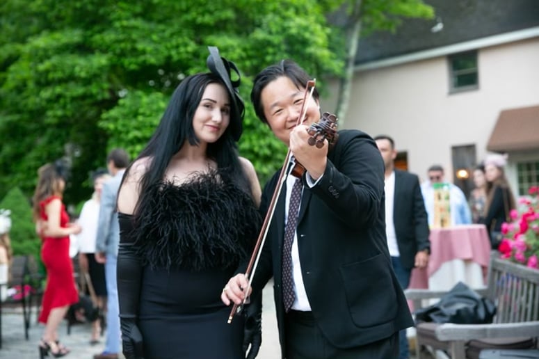 Gallery photo 36 of Xinou Wei Strings