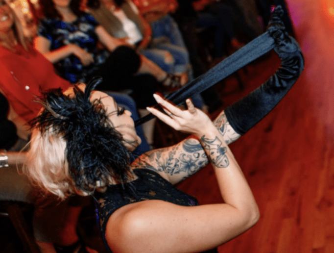 Gallery photo 4 of Queen Bee Cabaret