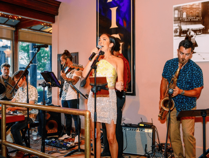 Gallery photo 5 of Queen Bee Cabaret