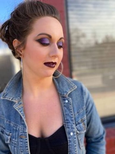 Gallery photo 1 of Queen Five Star Cosmetics