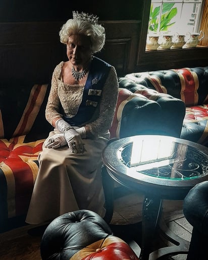 Gallery photo 1 of Queen of England. Queen Elizabeth