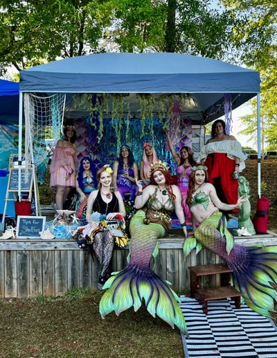 Gallery photo 5 of Queen Rowan The Emerald Mermaid